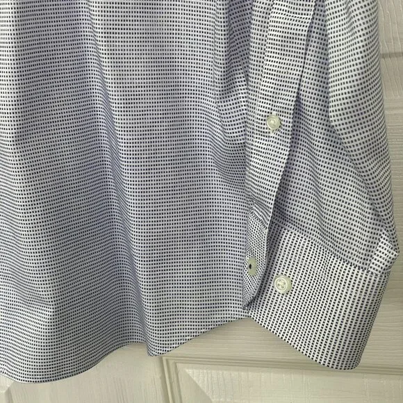 Banana Republic Men Standard-Fit Non-Iron Button-Down Shirt Marfa Blue Medium - Picture 5 of 8